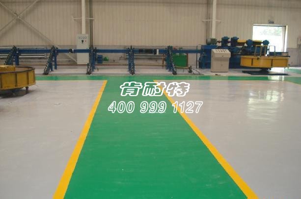 　　环氧地坪施工